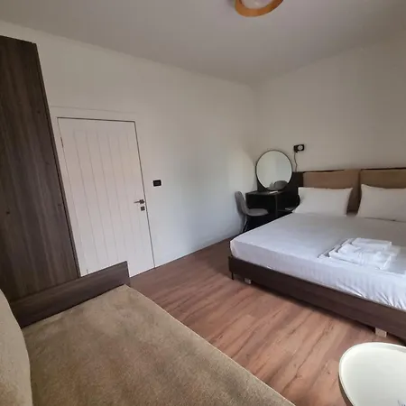 Apartment Kc 3 *